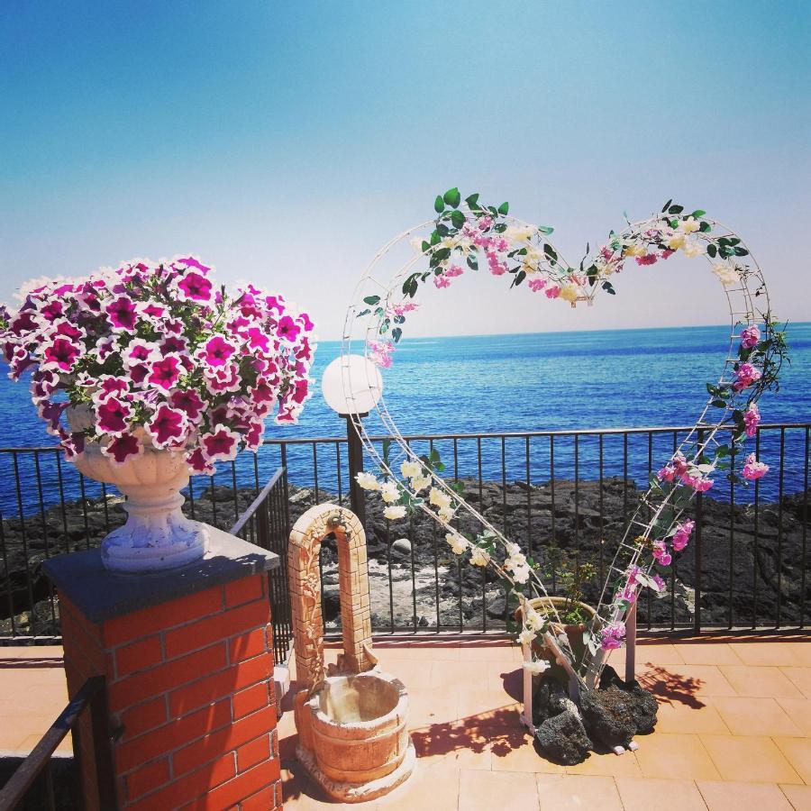 Made In Sicily Santa Tecla Bed & Breakfast Acireale Dış mekan fotoğraf