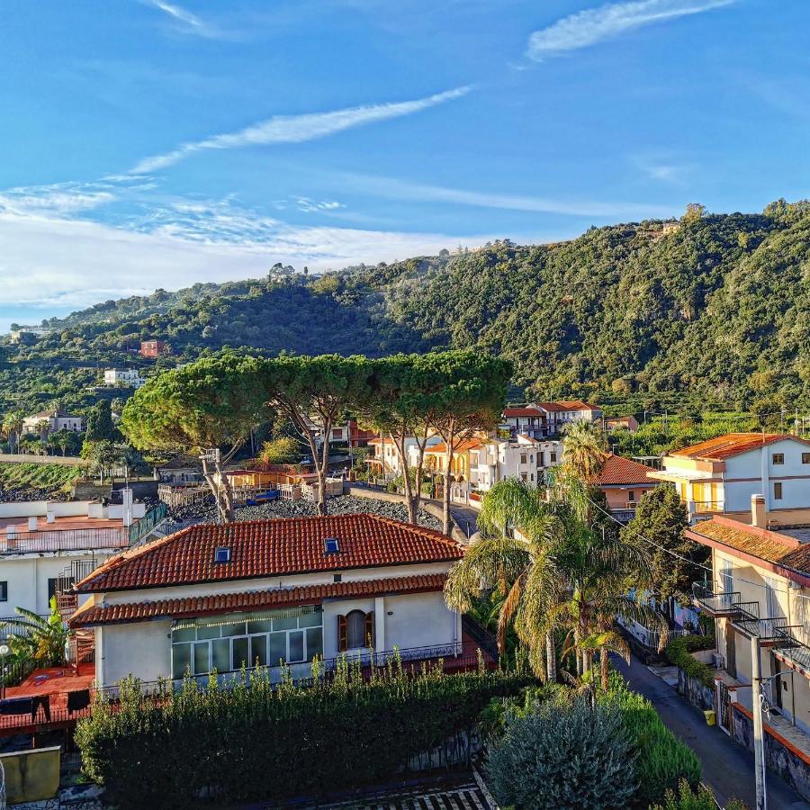 Made In Sicily Santa Tecla Bed & Breakfast Acireale Dış mekan fotoğraf