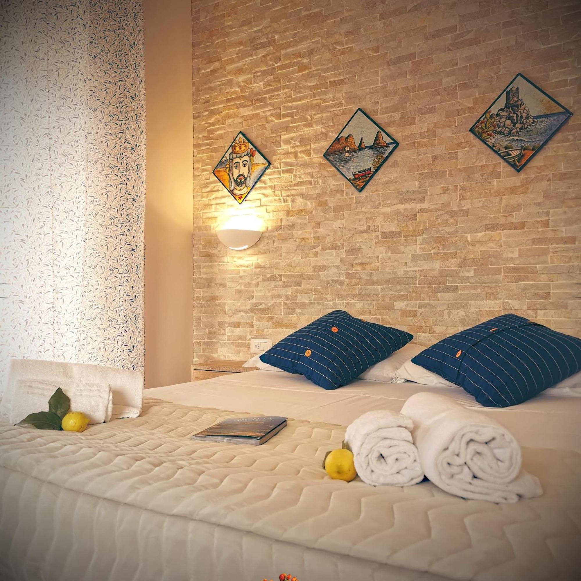 Made In Sicily Santa Tecla Bed & Breakfast Acireale Dış mekan fotoğraf